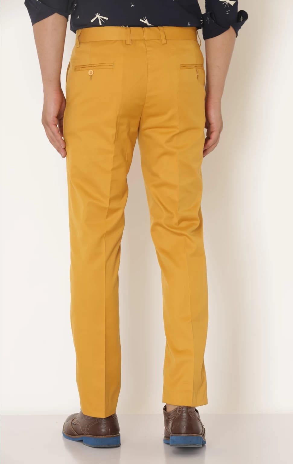 Mustard Corduroy Dress Pants with Mustard Pants Outfits For Men (5 ideas &  outfits) | Lookastic